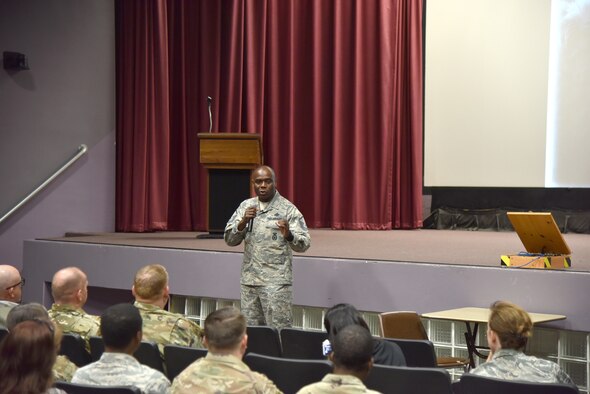 Team No Breaks: 2019 Airman of the Year, mentor host first candid, motivational talk