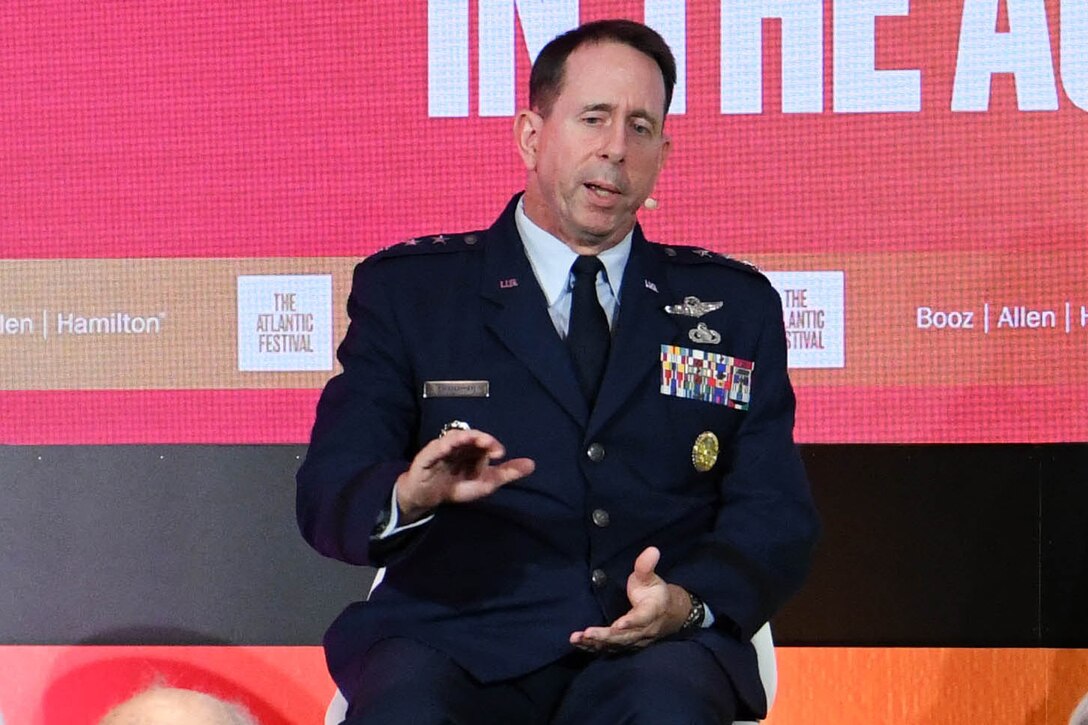 Three-star Air Force general speaks to an audience.