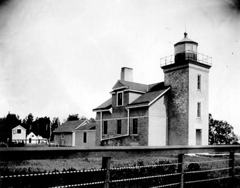 Peninsula Point Light United States Coast Guard Article Listings