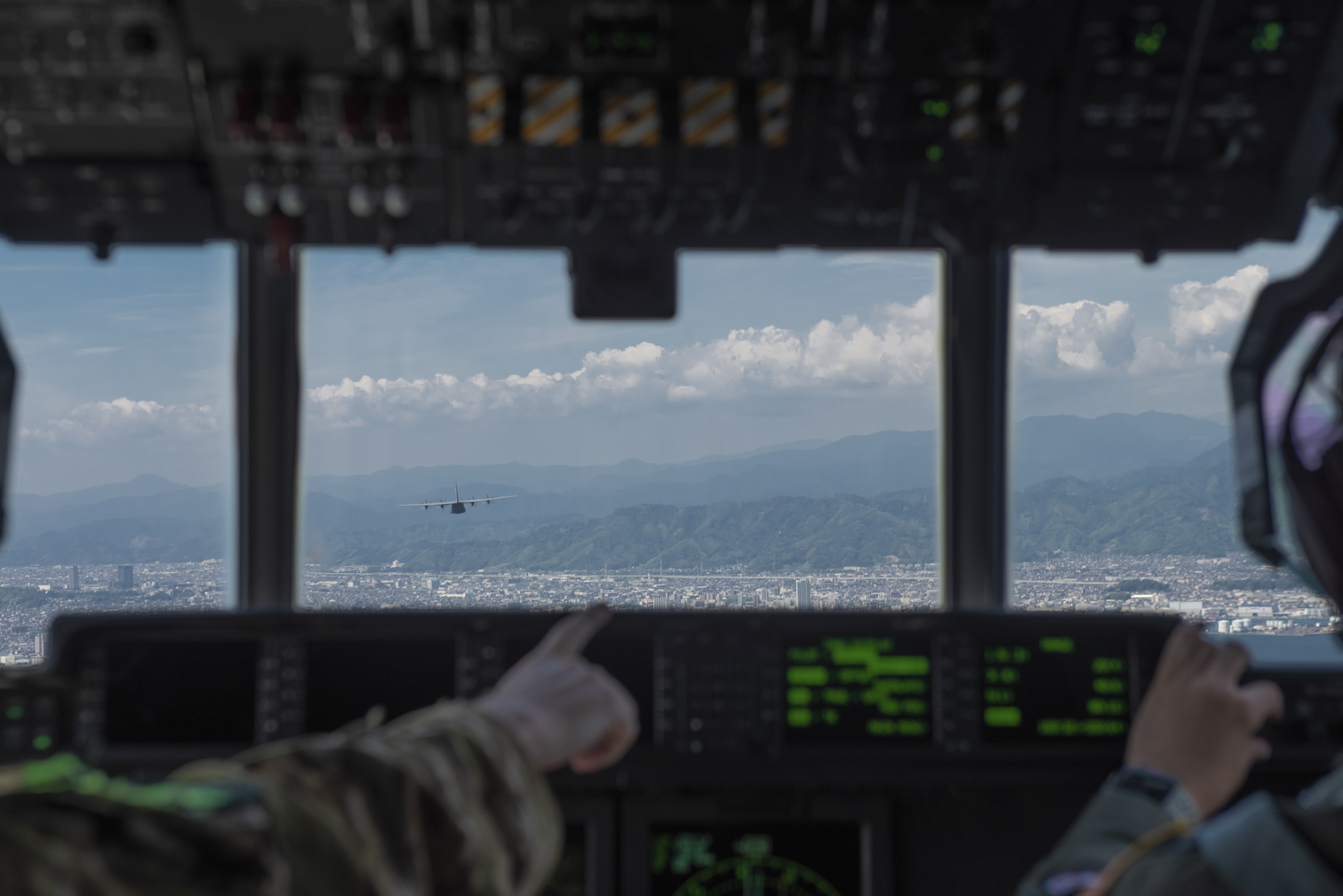 166th Maintenance Operations Flight: Behind the curtain work the wizards of  wing operations > Defense Logistics Agency > News Article View