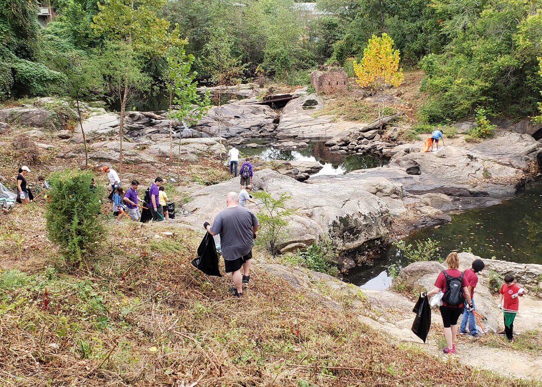 DSCR employees help clean up along James River