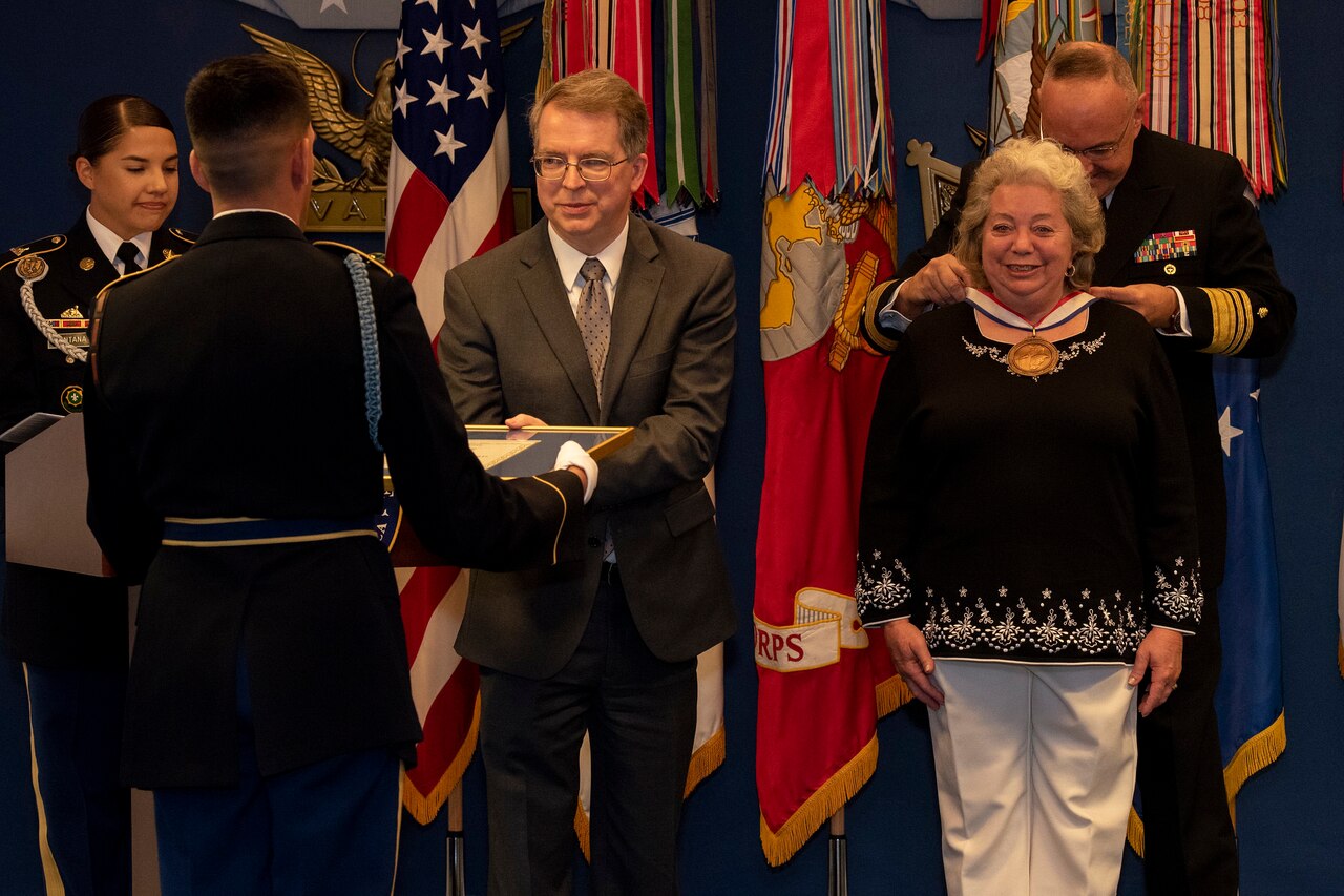'Spirit of Hope' Awardees Dedicated Time, Service to Troops > U.S