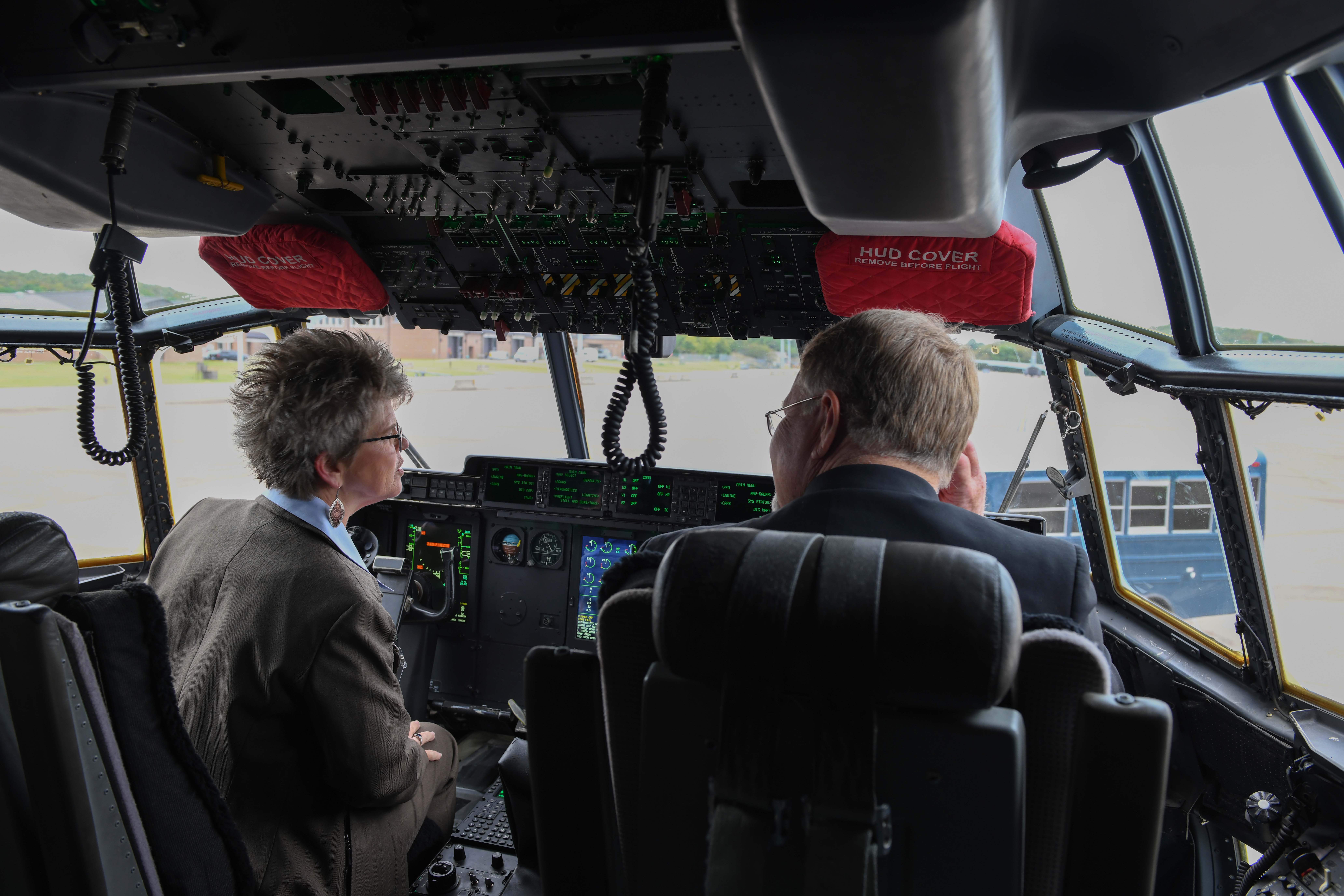 TLR mayors’ tour connects civic leaders with Ready Warriors > Little