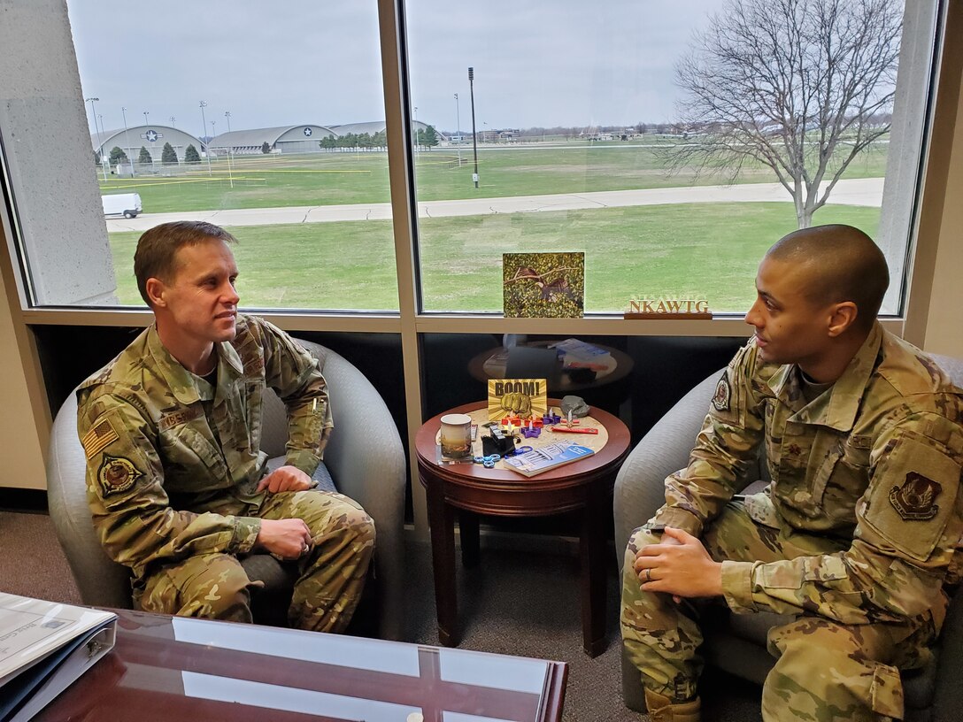 Brig. Gen. John Newberry (left), Program Executive Officer for the Tanker Directorate, confers with Maj. Larry Fairchild, Chief of the Tanker PEO Execution Group. (U.S. Air Force photo / Brian Brackens)