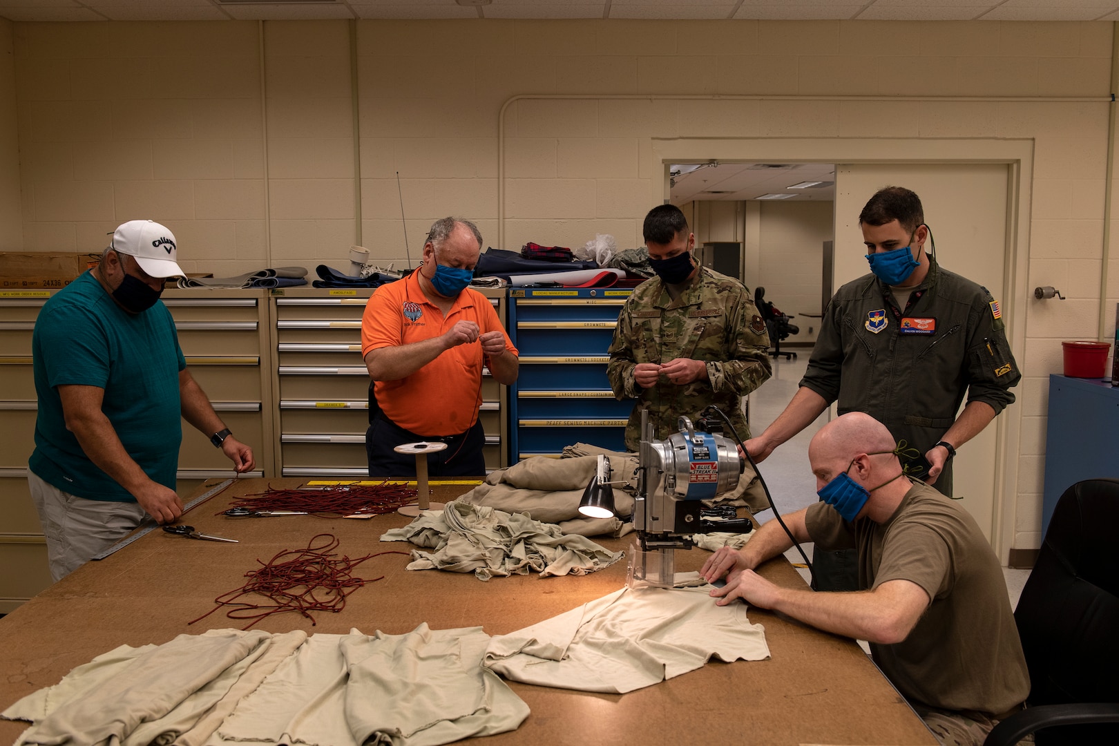 Airmen, volunteers at Altus AFB unite to create masks to fight COVID19 > Washington