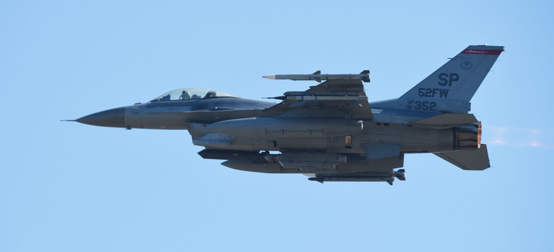 52 FW Airmen practice physical distancing during ACE