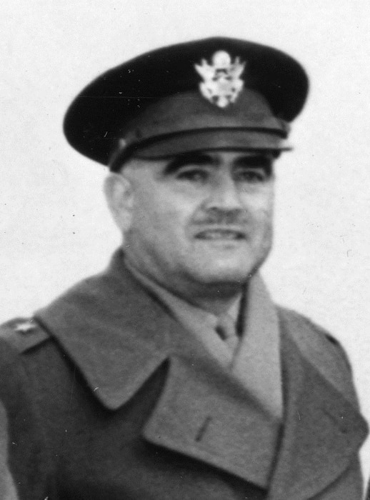 Lt. Gen. Willis R. Taylor official photo