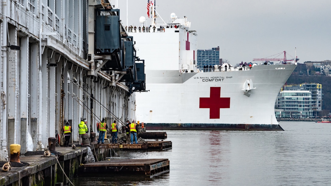 The USNS Comfort arriving in New York