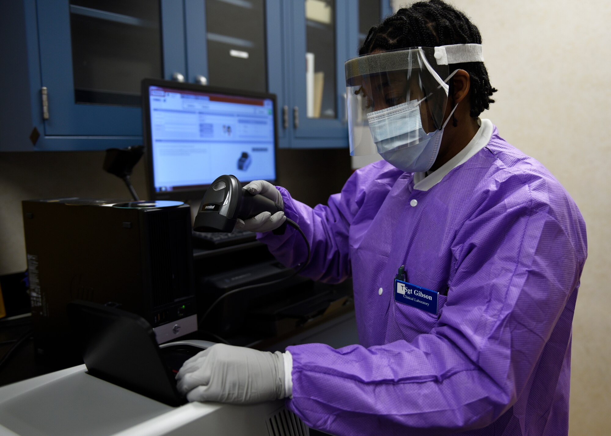 82nd MDG laboratory BioFire test equipment