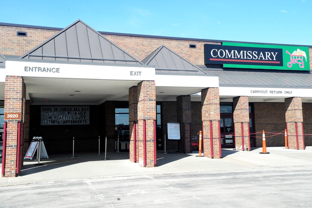 Face coverings are required when entering the Commissary or any AAFES facility.