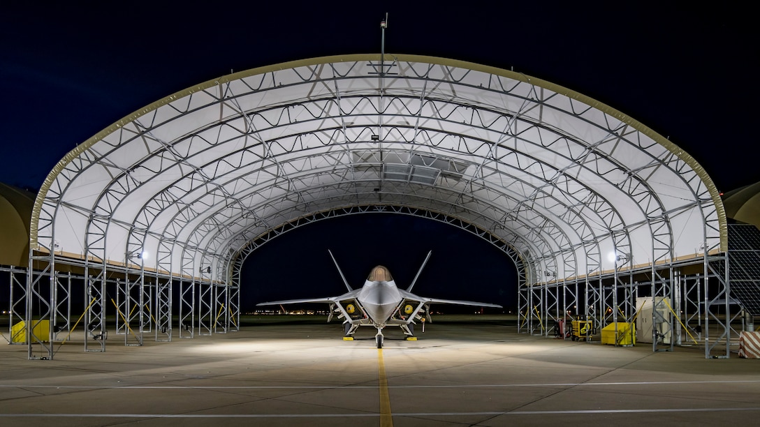 F-22 in hangar