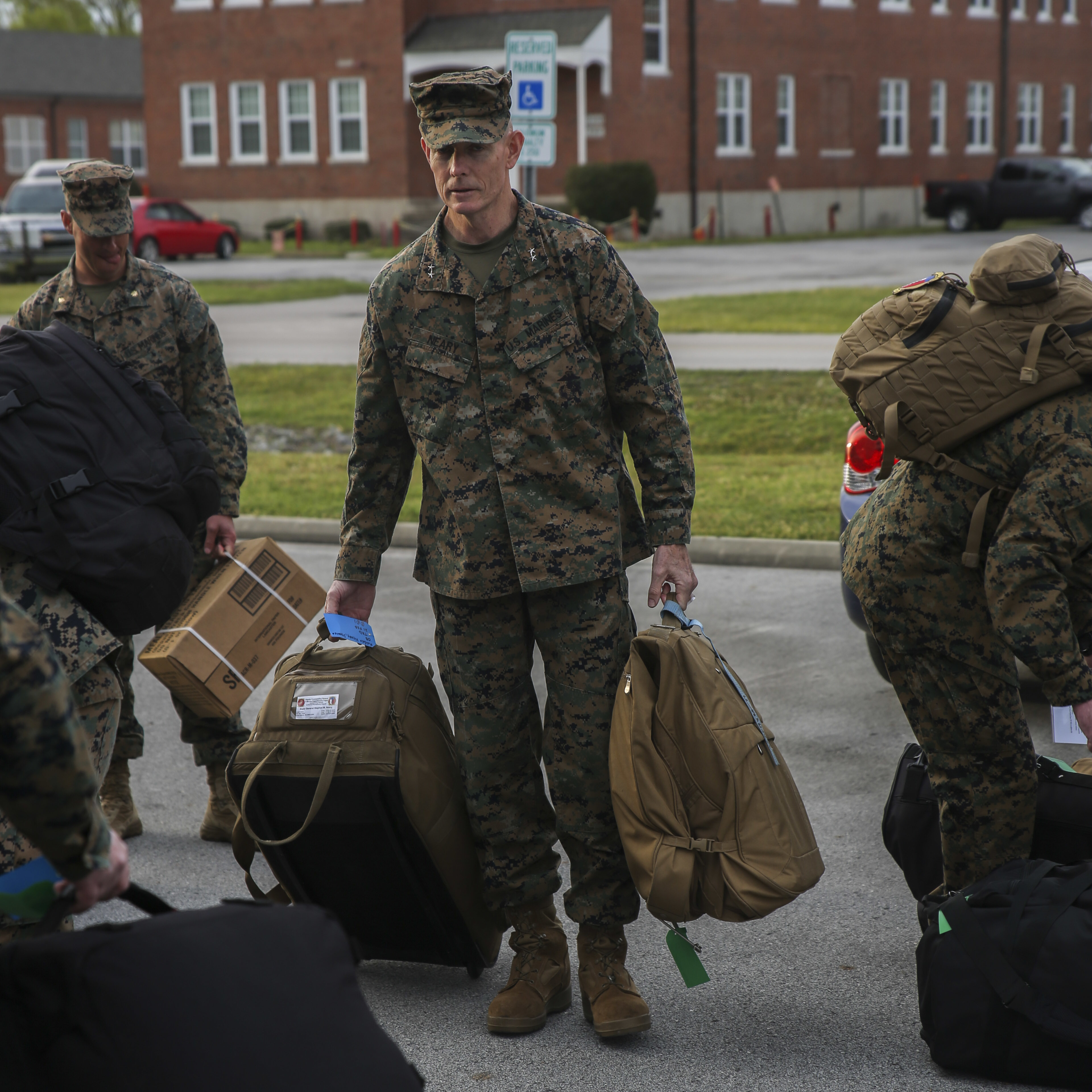 II MEF Marines deploy in support of FEMA > II Marine Expeditionary