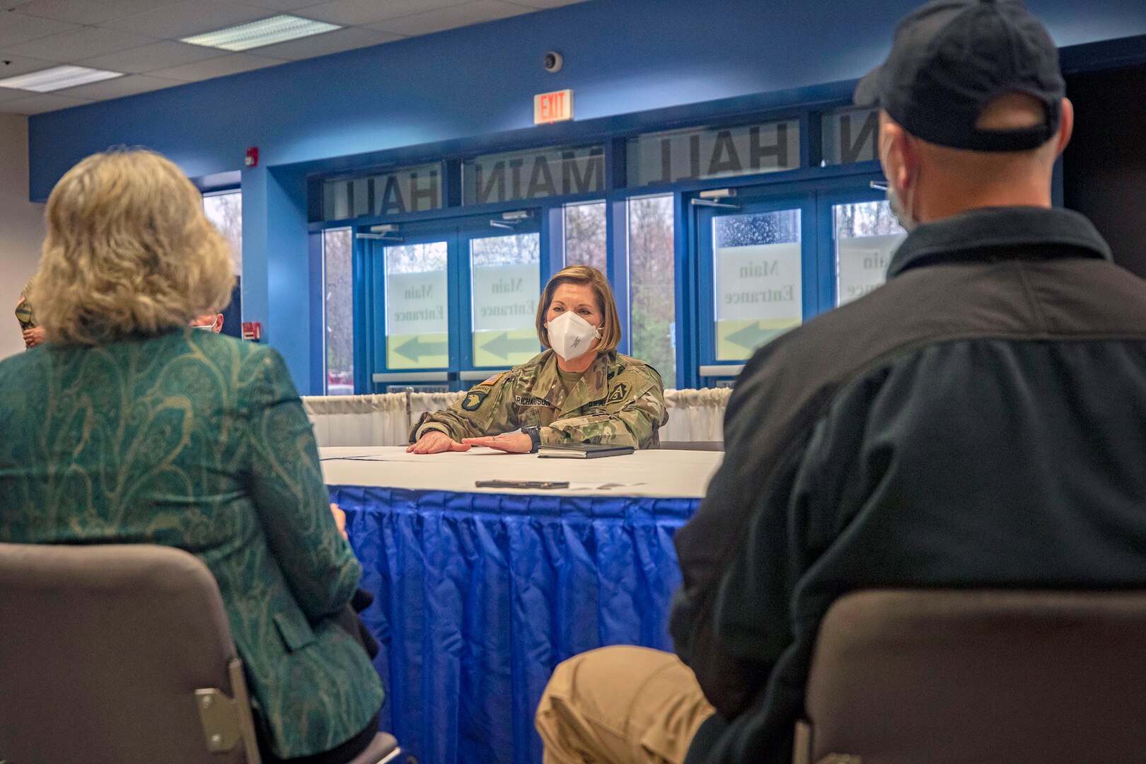 Lt. Gen. Laura Richardson, commanding general of U.S. Army North, visits the Edison Field Medical Site in Edison, New Jersey, to tour the facility, meet with leadership, and view medical operations, April 13, 2020.