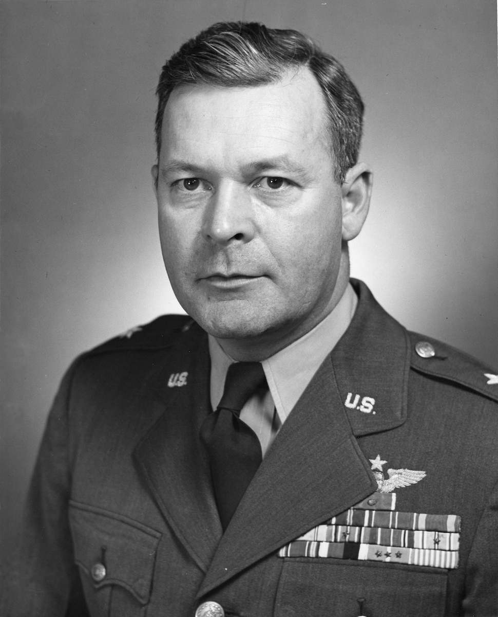 Maj Gen Charles J. Bondley, Jr. official photo