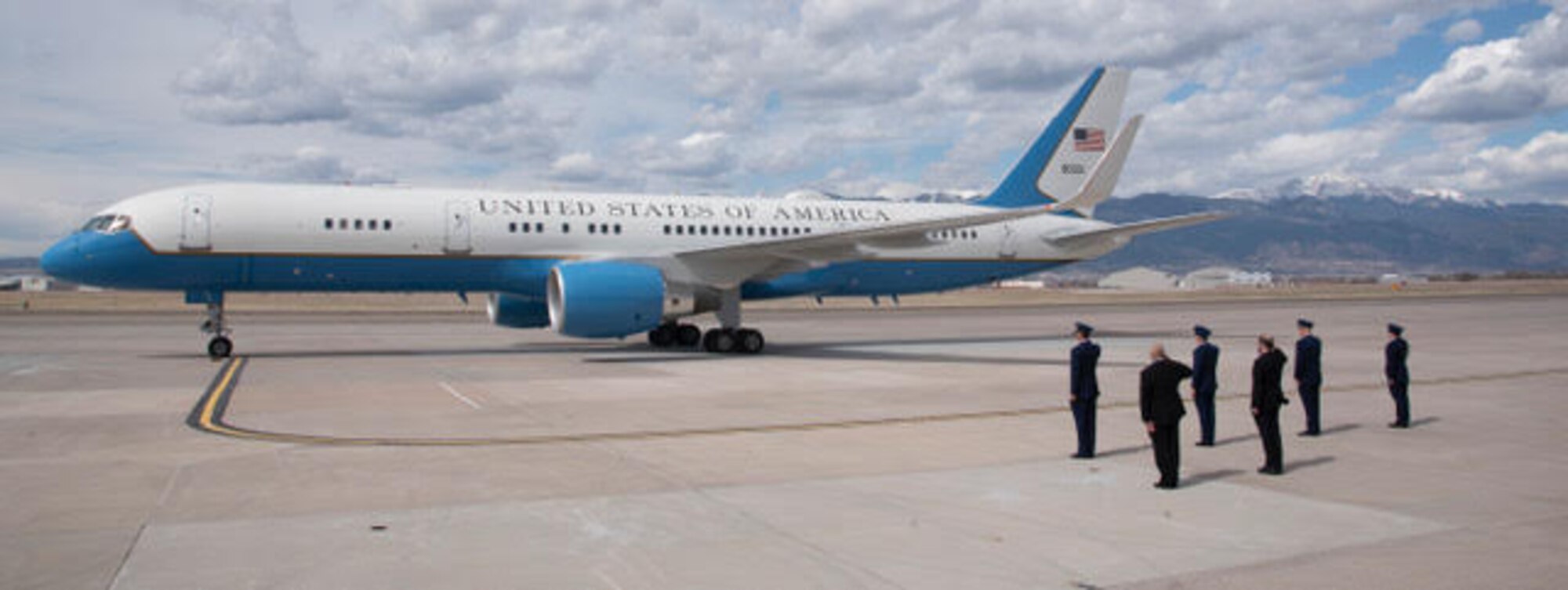 PETERSON AIR FORCE BASE, Colo. – Air Force One carrying Vice President Mike Pence along with the Secretary of the Air Force Barbara Barrett, lands on Peterson Air Force Base, Colorado on April 18, 2020. The vice president was the commencement speaker at this year’s U.S. Air Force Academy graduation which included 86 cadets from USAFA to commission directly into the U.S. Space Force, becoming the very first company grade officers in the new service. (U.S. Air Force photo by Staff Sgt. Alexandra M. Longfellow)