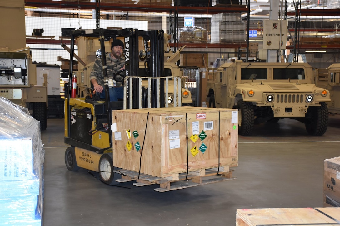 DLA Distribution Tobyhanna provides oxygen tanks for hard-hit COVID-19 cities