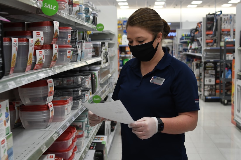 davis monthan exchange hours