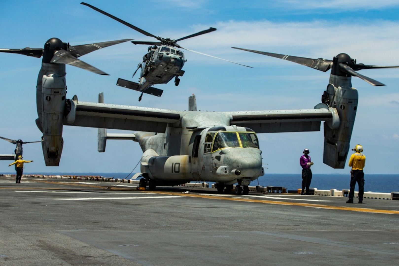 USS America, 31st MEU with Marine Corps F-35B Fighter Aircraft Operate in  South China Sea > U.S. Indo-Pacific Command > 2015