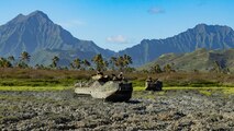 3rd Marines’ Combat Assault Company (CAC) conducts Mud Ops at MCB Hawaii
