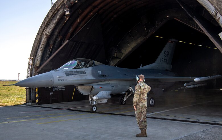 Spangdahlem Block 50 F 16 First In Usafe To Cross 10 000 Flight Hours Threshold Royal Air Force Mildenhall Article Display