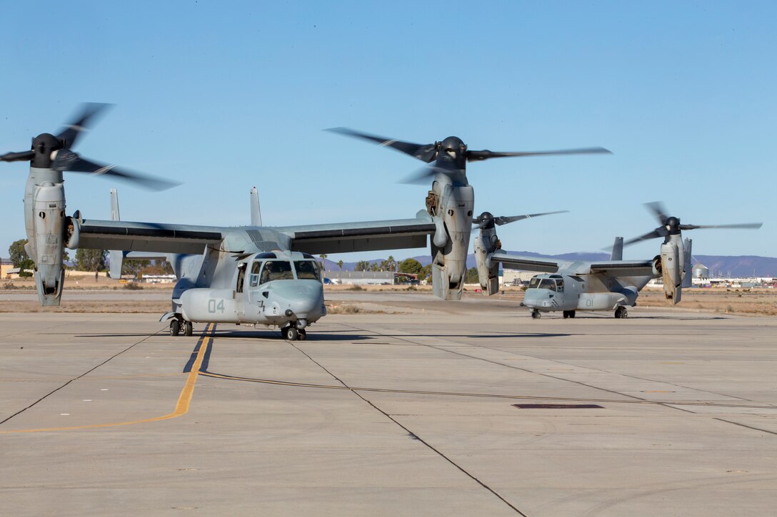 Aircraft with Marine Operational Test and Evaluation Squadron 1 (VMX-1) return from a training exercise in Yuma, Ariz., Dec. 20, 2019. This training exercise was conducted to give the pilots and air crew of VMX-1 experince and flight hours. (U.S. Marine Corps photo by Lance Cpl. Andres Hernandez)
