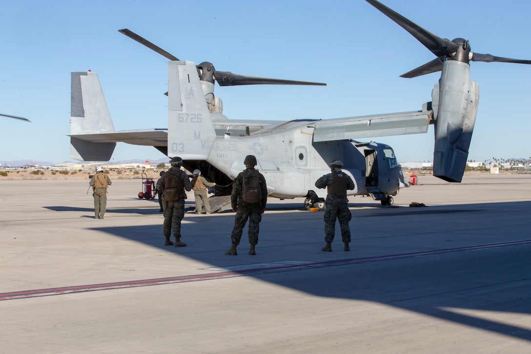 Aircraft with Marine Operational Test and Evaluation Squadron 1 (VMX-1) return from a training exercise in Yuma, Ariz., Dec. 20, 2019. This training exercise was conducted to give the pilots and air crew of VMX-1 experince and flight hours. (U.S. Marine Corps photo by Lance Cpl. Andres Hernandez)