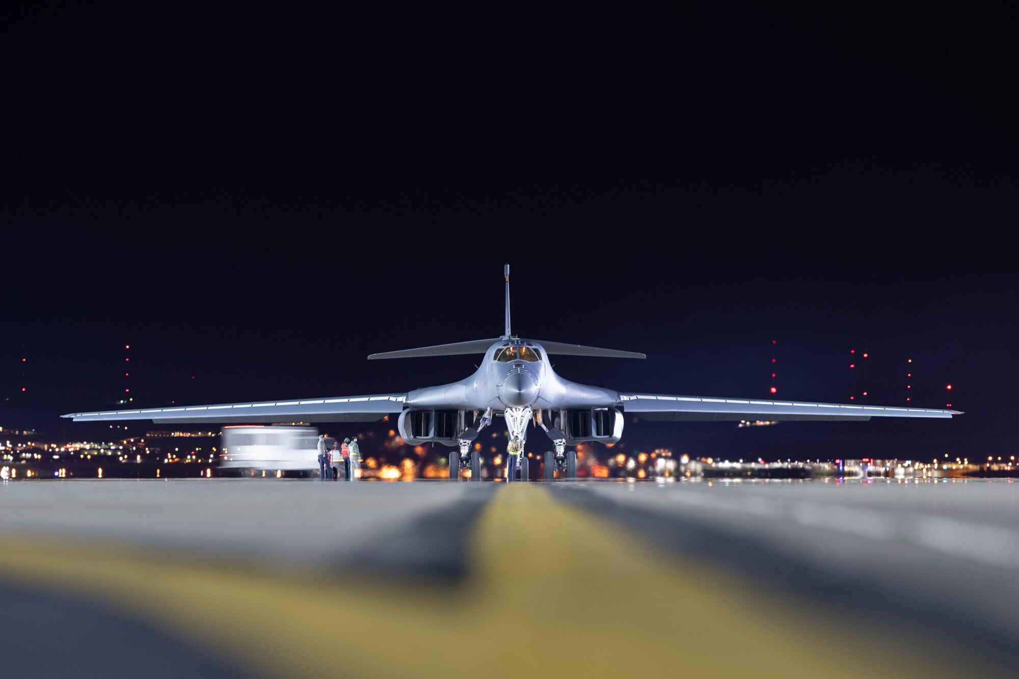 A B-1B Lancer assigned to the 28th Bomb Wing is taxied to parking at Ellsworth Air Force Base, S.D., April 30, 2020.