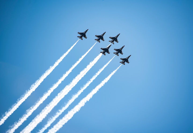 A photo of U.S. Air Force Thunderbirds flying.