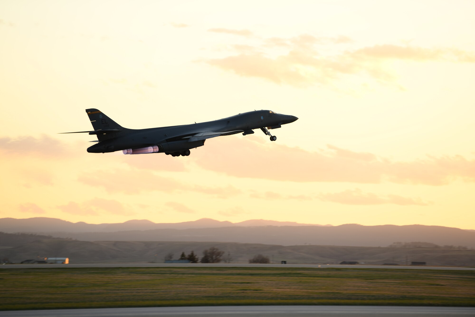 A B-1B Lancer assigned to the 28th Bomb Wing launches from Ellsworth Air Force Base, S.D., April 28, 2020, to support a Bomber Task Force mission in the Indo-Pacific region. This operation demonstrates the U.S. Air Force’s dynamic force employment model in line with the National Defense Strategy’s objectives of strategic predictability and operational unpredictability. (U.S. Air Force photo by Senior Airman Nicolas Erwin)