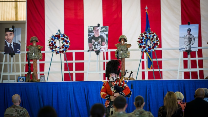 The 412th  Security Forces Squadron held a memorial service honoring three Security Forces Airmen in Hangar 1600 on Edwards Air Force Base, California, Aug 3. (Air Force photo by Giancarlo Casem)