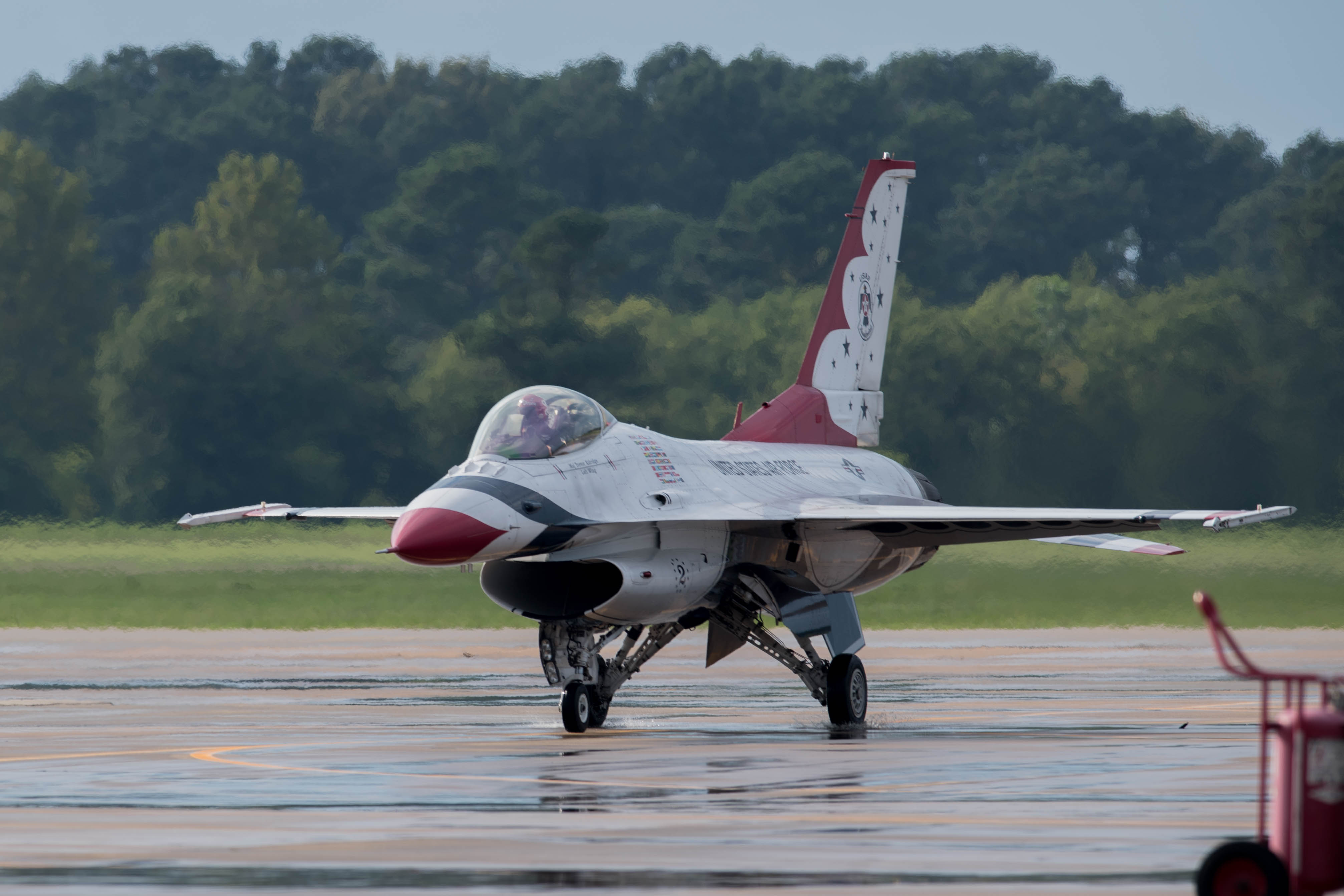 Thunderbirds visit JBLE in preparation for CSAF flyover