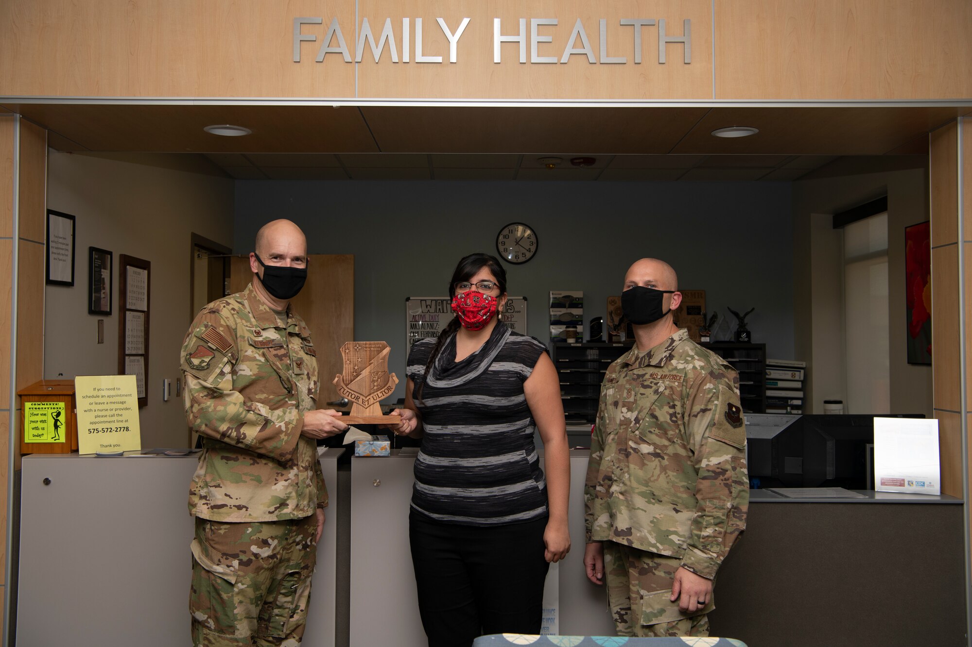 Holloman honors outstanding airmen