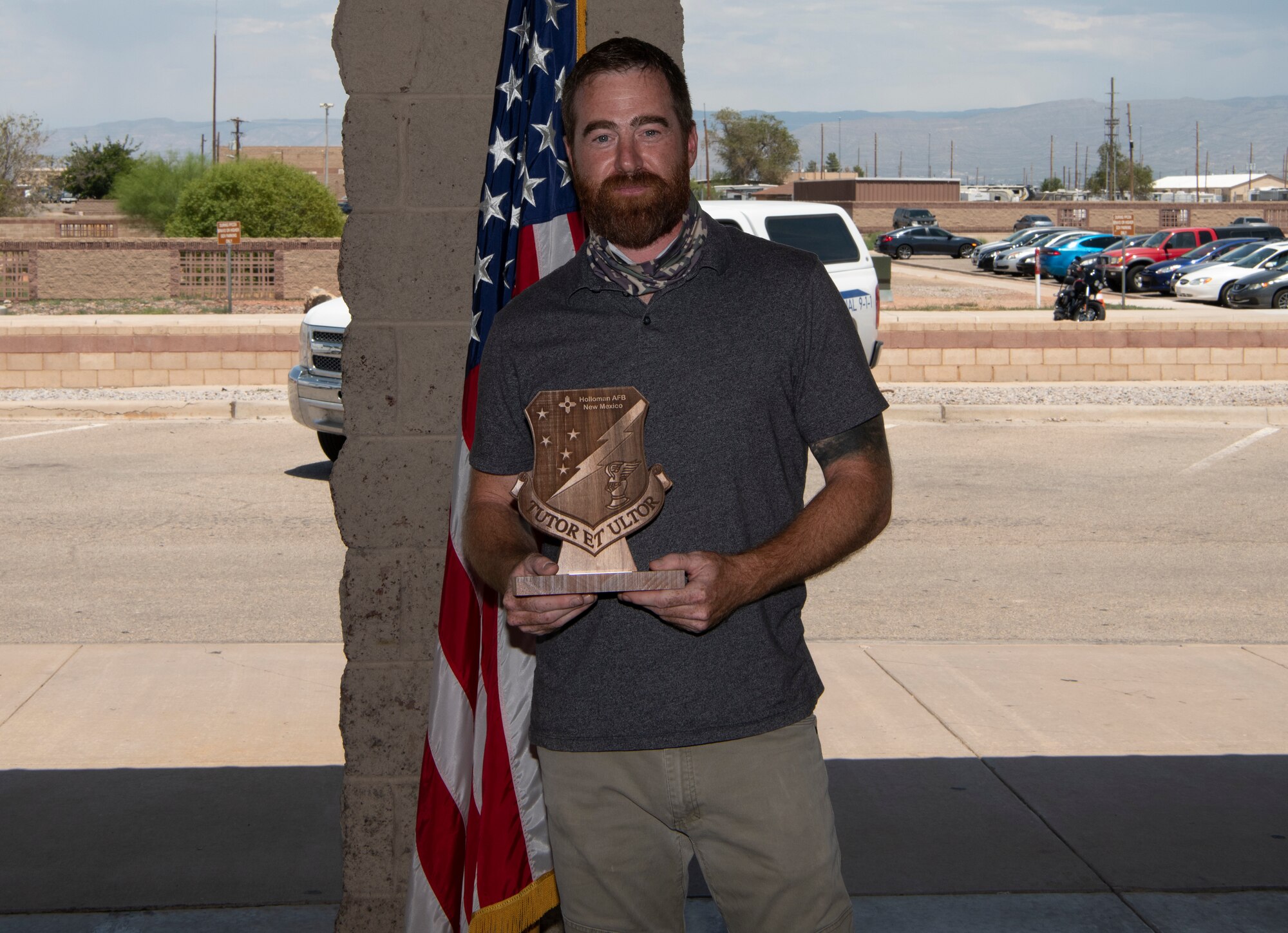 Holloman honors outstanding airmen