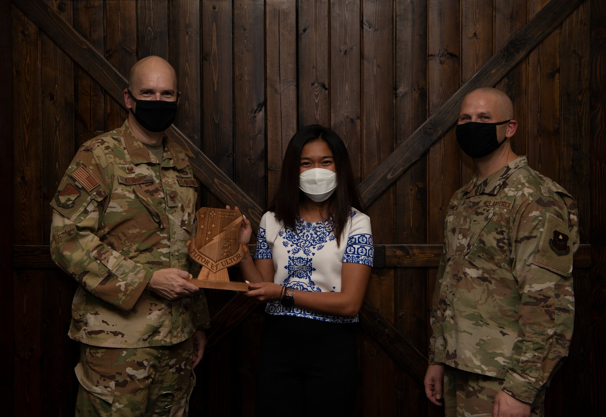 Holloman honors outstanding airmen