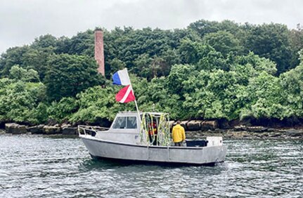 NUWC Division Newport’s eelgrass survey on Narragansett Bay will assist testing of Navy systems