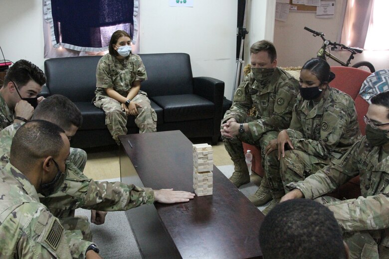 327Th Medical Detachment Teaches Soldiers The Basics Of Mental Health &Gt; U.s. Army Reserve &Gt; News