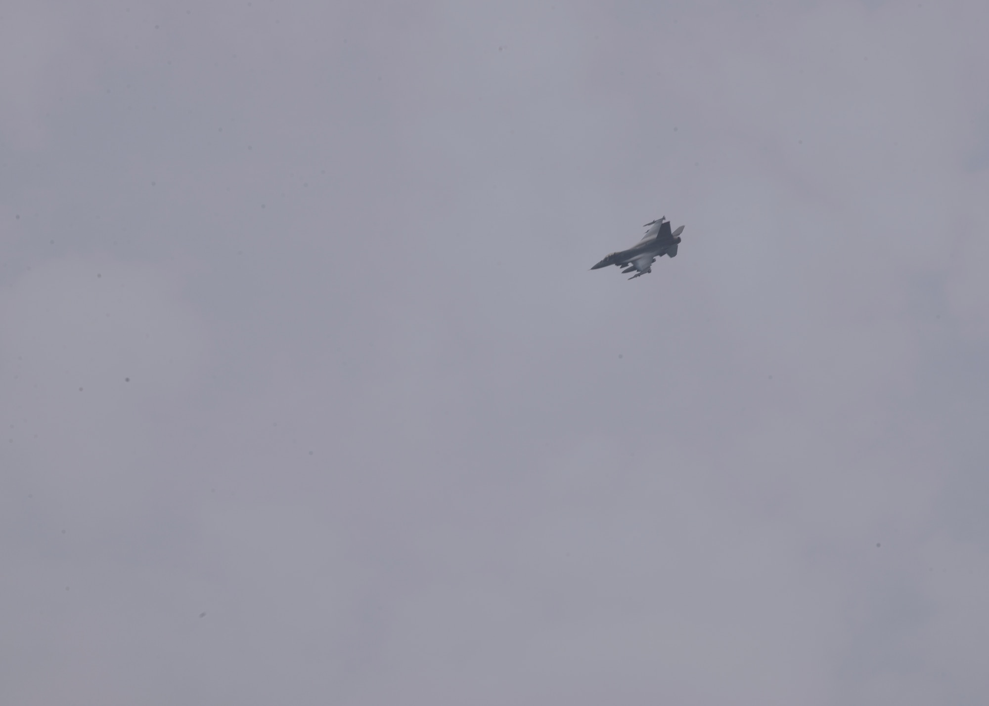 A U.S. Air Force F-16 Fighting Falcon, assigned to Misawa Air Base, Japan, performs low-level flying during Exercise Forest Thunder 20 at Draughon Range near Misawa Air Base, Japan, Aug. 6, 2020.  The U.S. Navy and Air Force conducted joint integrated training off the coast of Northern Japan. Units and personnel assigned to the USS Ronald Reagan Carrier Strike Group, Electronic Attack Squadron (VAQ) 131, and the 35th Fighter Wing began coordinated operations August 1. (U.S Air Force photo by Staff Sgt. Grace Nichols)