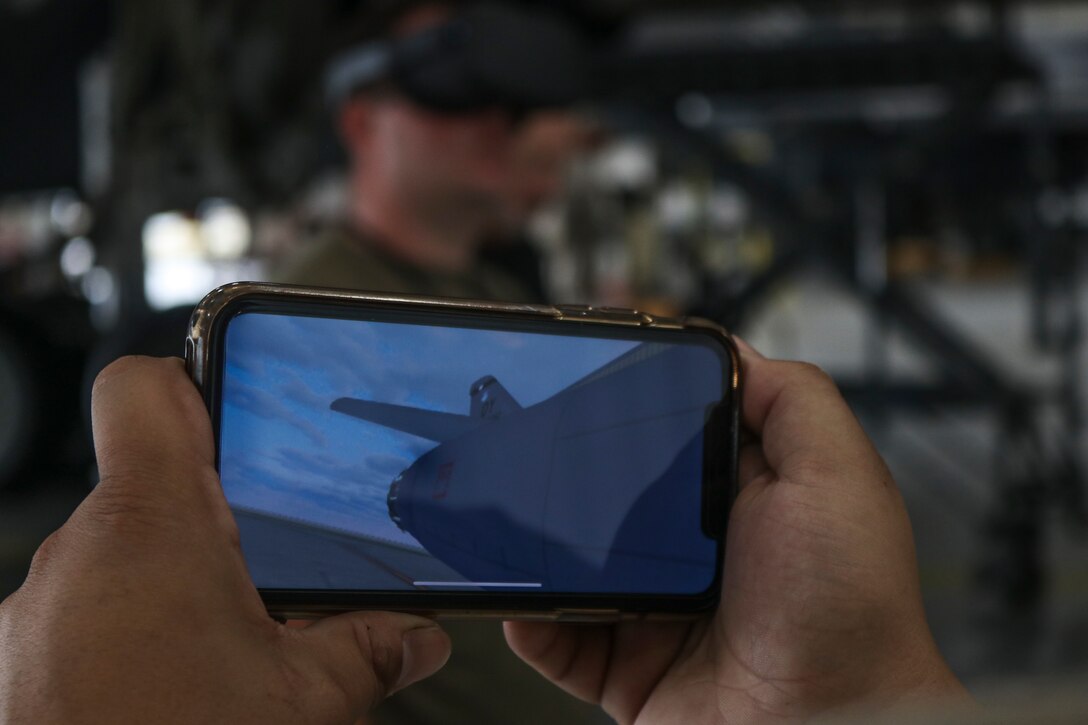 Crew chiefs, contractors conduct virtual training