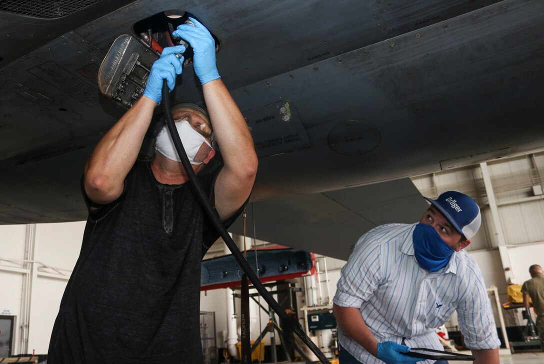Crew chiefs, contractors conduct virtual training