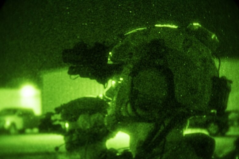 An Airman executes rescue tactics