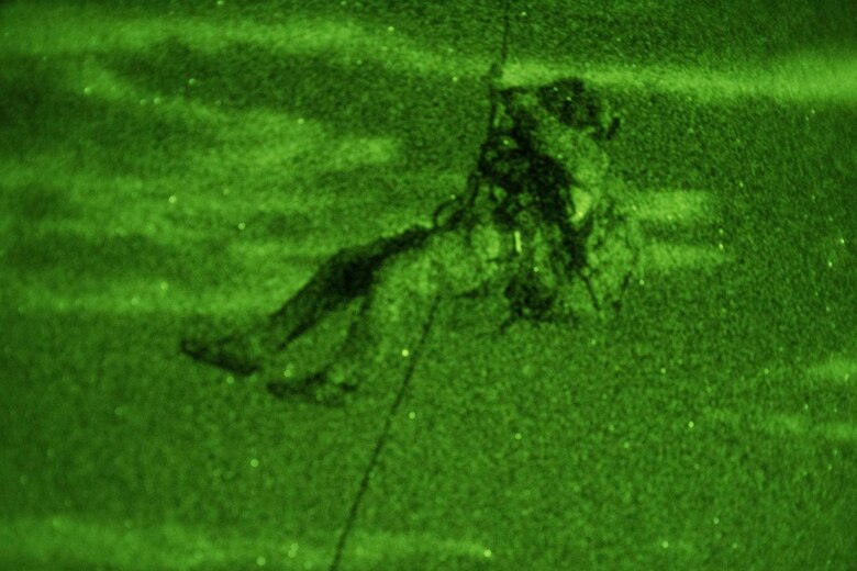 An Airman executes rescue tactics