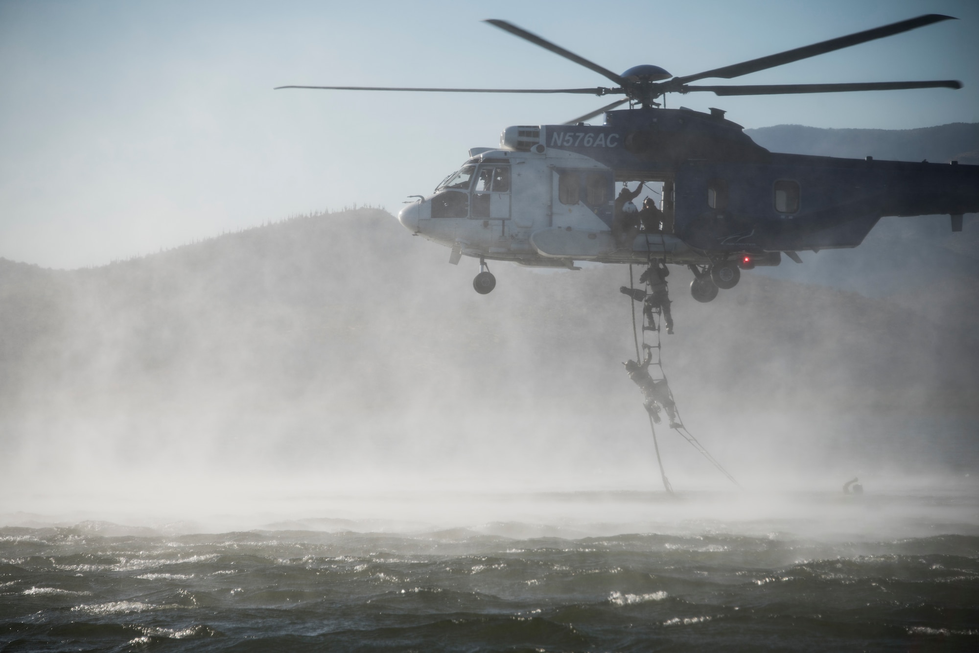 An Airman executes rescue tactics