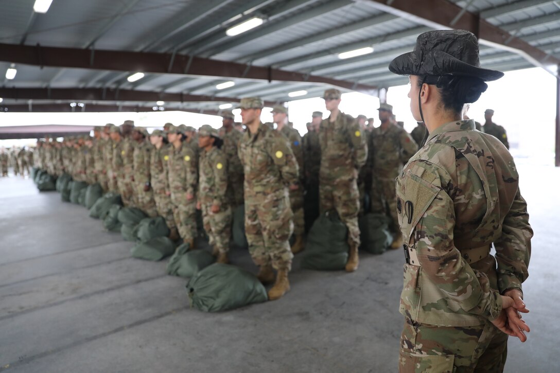 98th Training Division (Initial Entry Training) drill sergeant serves as senior drill sergeant leader at Drill Sergeant Academy