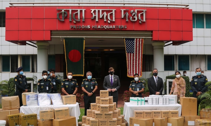 U.S. Embassy Provides Additional Covid-19 Response Equipment to Bangladesh Prison Headquarters