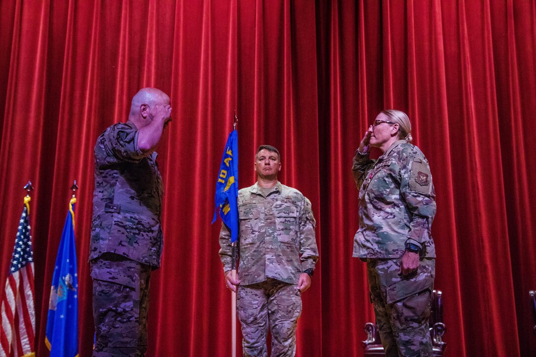 Maj. Gen. Brian Borgen, 10th Air Force commander, presides over a ceremony where Col. Lori Jones relinquishes command of the 960th Cyberspace Wing to Col. Richard Erredge Aug. 9, 2020, at Joint Base San Antonio-Lackland, Texas. (U.S. Air Force photo by Tech. Sgt. Christopher Brzuchalski)