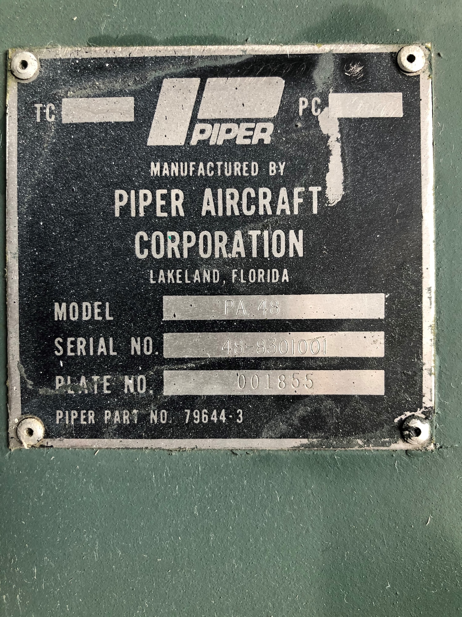 Picture of PA-48E data plate