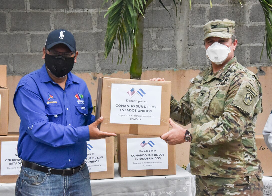 JTF-BRAVO DONATES COVID-19 SUPPLIES FOR MUNICIPALITIES IN LA PAZ, COMAYAGUA