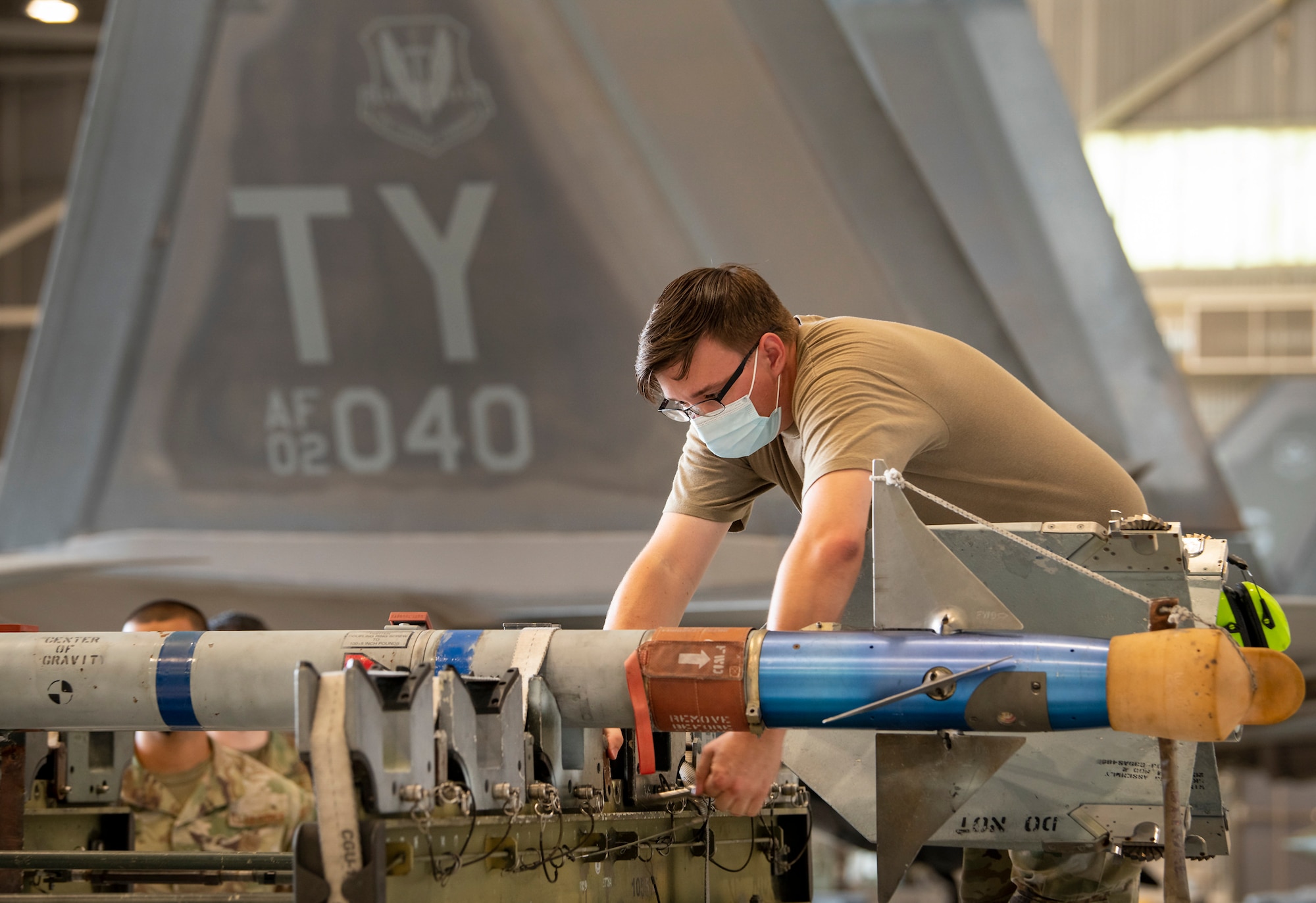 F-22 Weapons Load