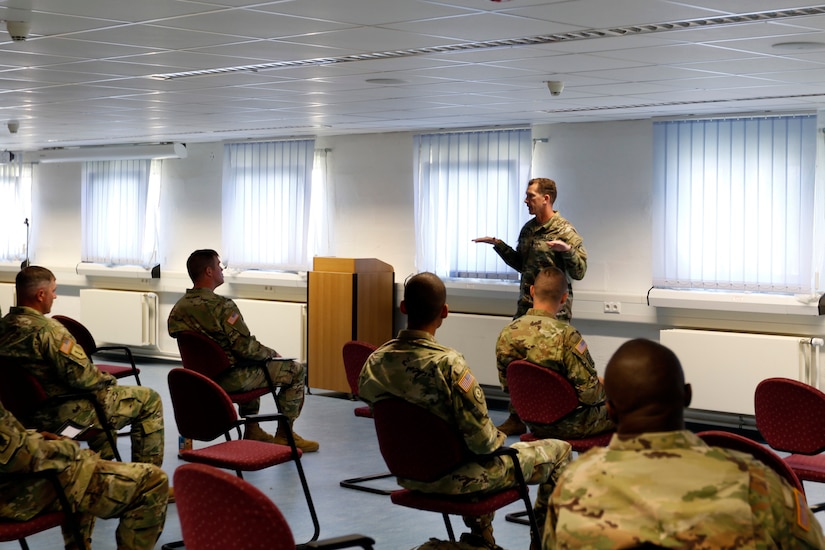 Command Sgt. Maj. Robert Abernethy, U.S. Army Europe command sergeant major, explains the importance of physical fitness to junior noncommissioned officers participating in a Junior Leader Certification Program during the 7th Mission Support Command’s annual training at Grafenwoehr, Germany, July 29, 2020. The program is designed to reinforce standards and is unique to the Army Reserve.