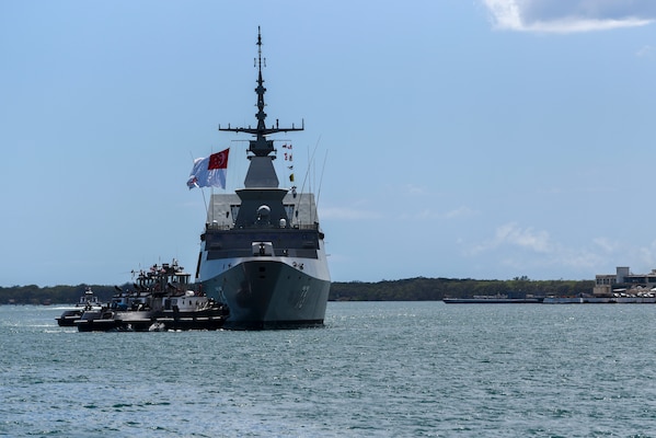 The Republic of Singapore Navy Formidable-class frigate RSS Supreme (73) arrives to Pearl Harbor ahead of Exercise Rim of the Pacific (RIMPAC).